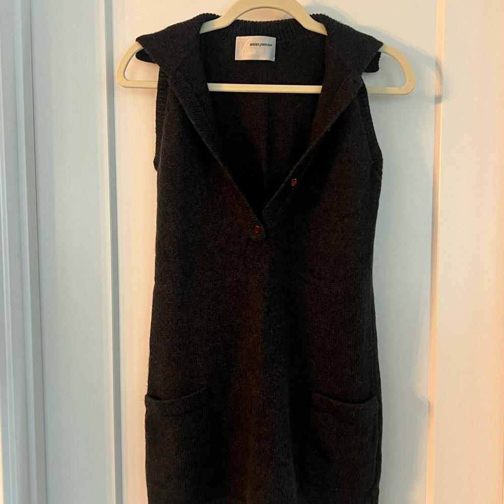 Black Sleeveless Sweater Mini Dress